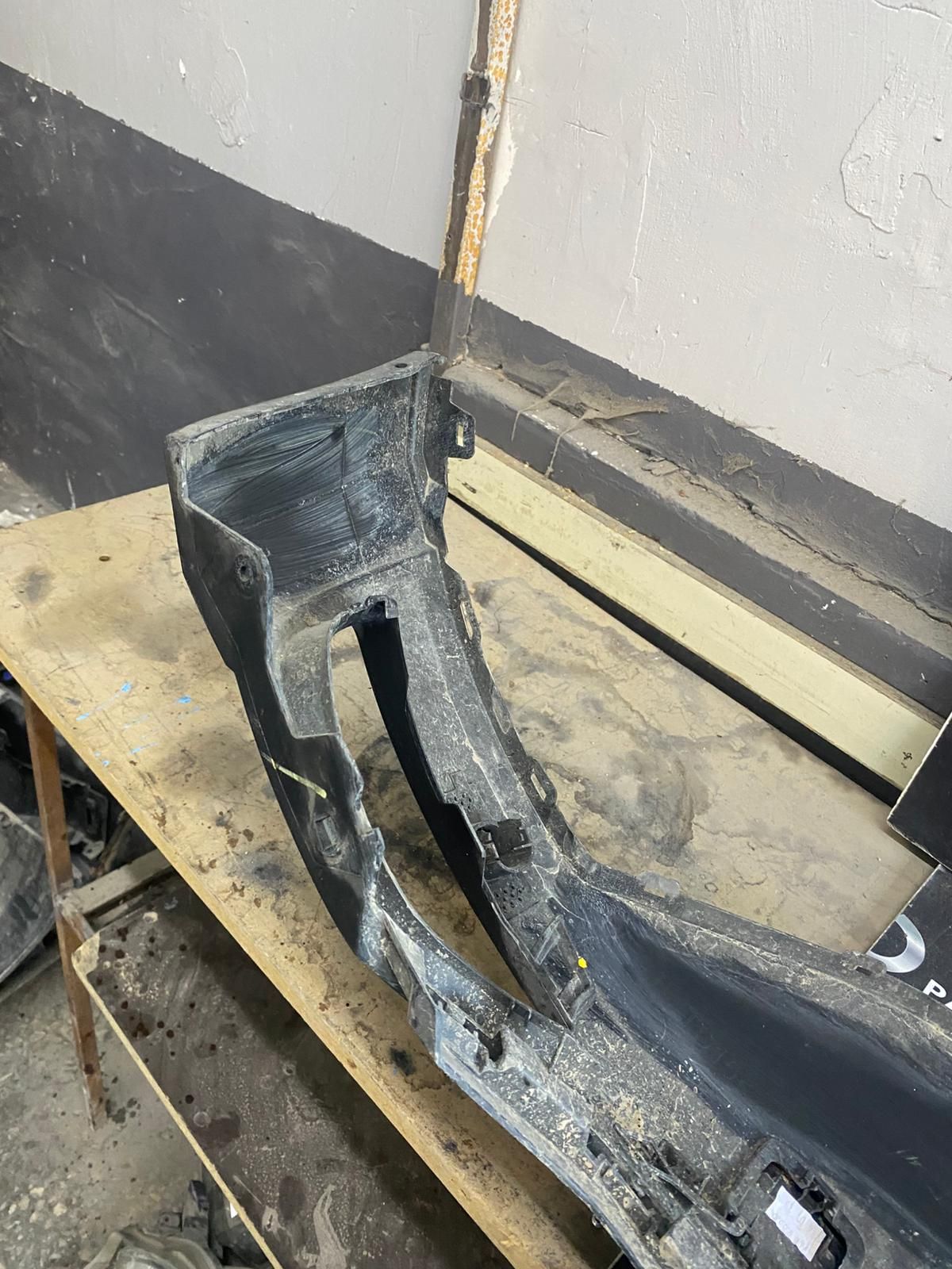 DAC�A SANDERO 3 ARKA TAMPON ALT EK